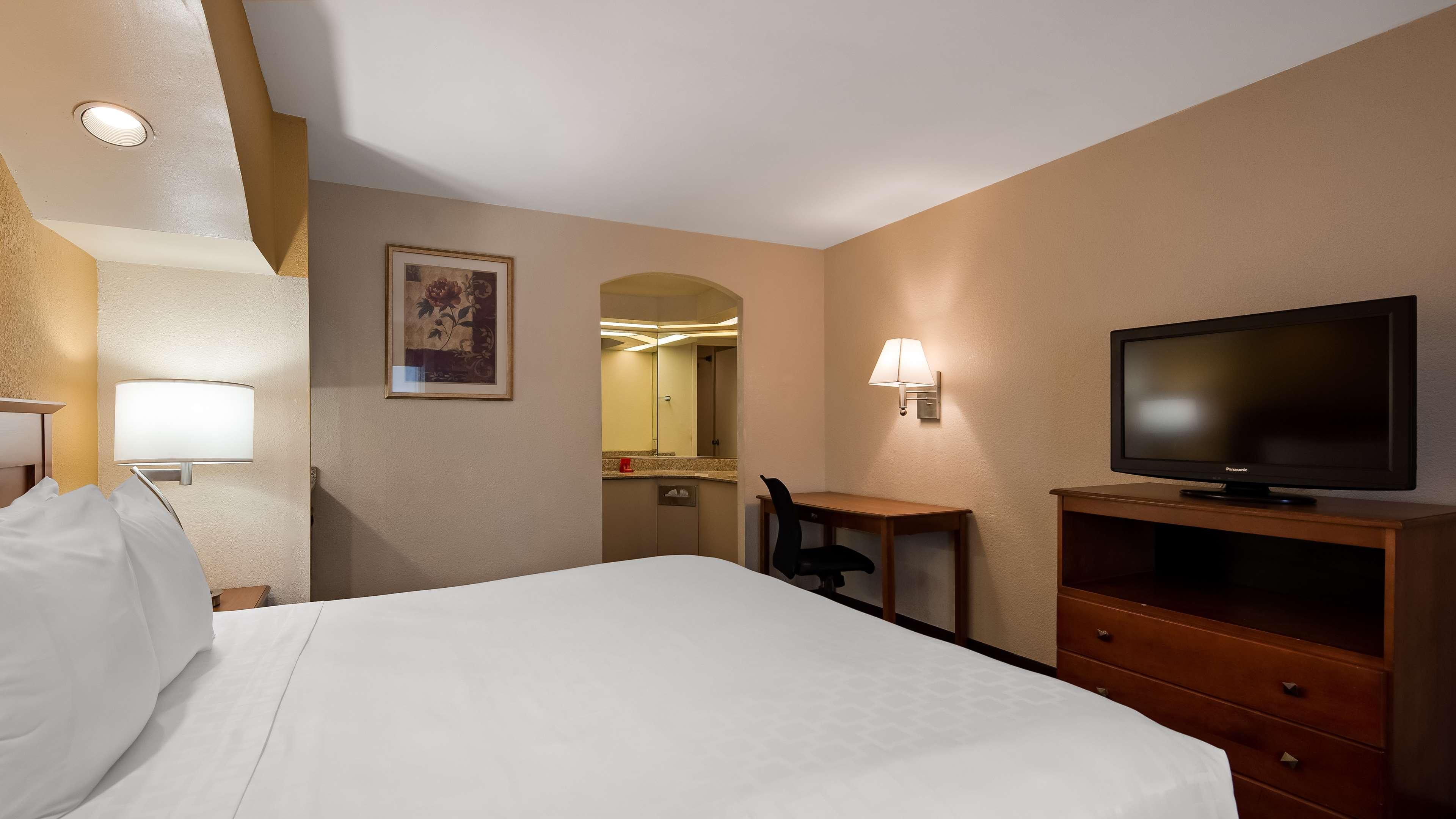 Surestay Hotel By Best Western Ист-Брунсвик Экстерьер фото